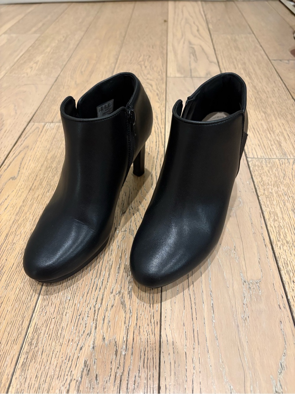 Clark’s Women’s Black Ankle Boots